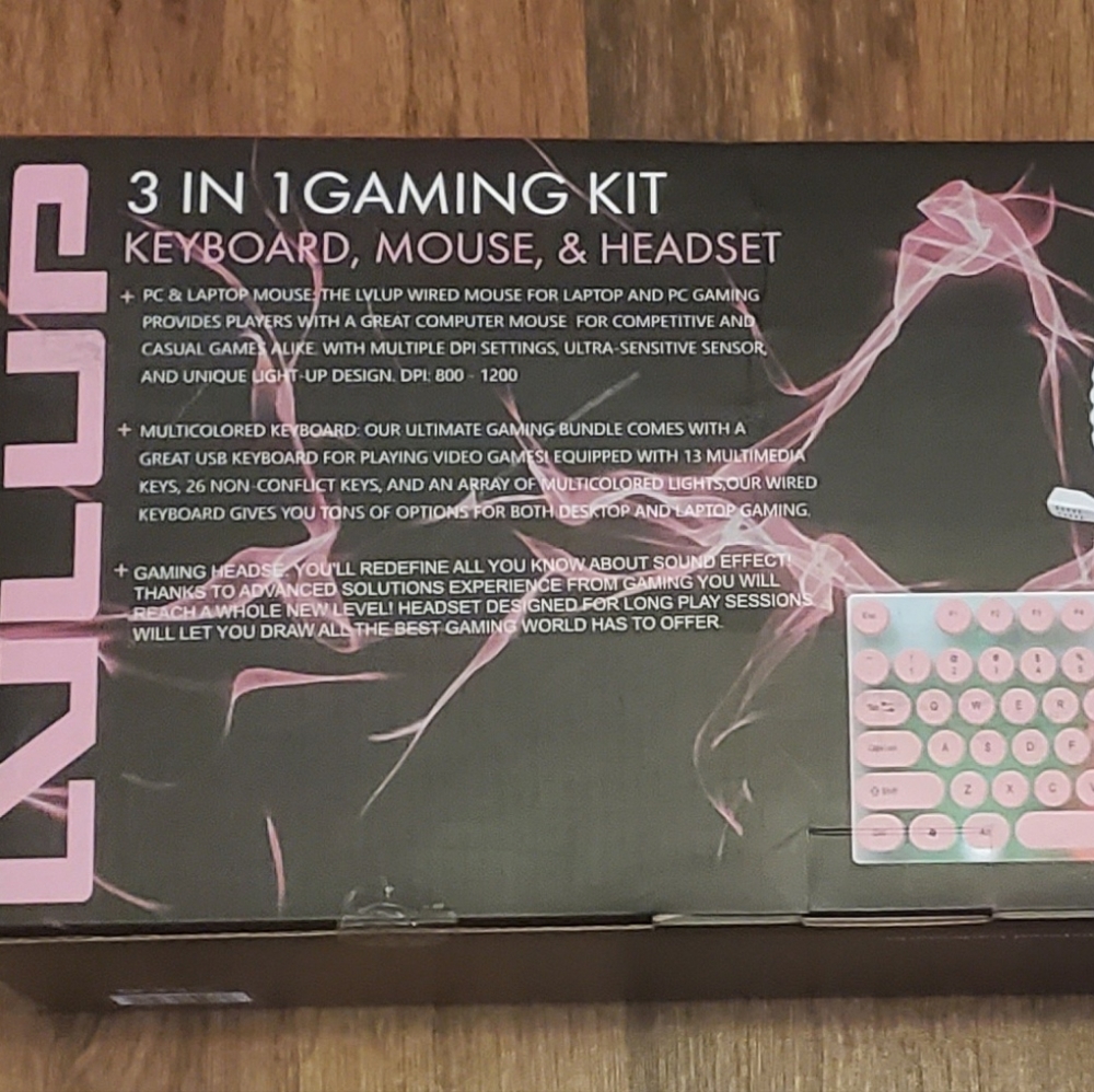 LVLUP 3 in 1 Gaming Set - Gaming Headset. Mouse & Keyboard (NEW)